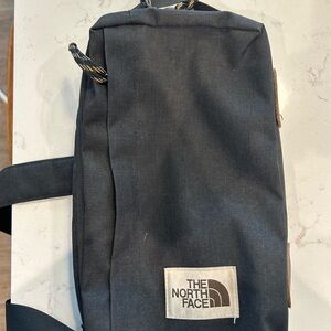 The North Face Berkley Field Bag
